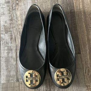 Tory Burch Ballet Flat (size 7.5)